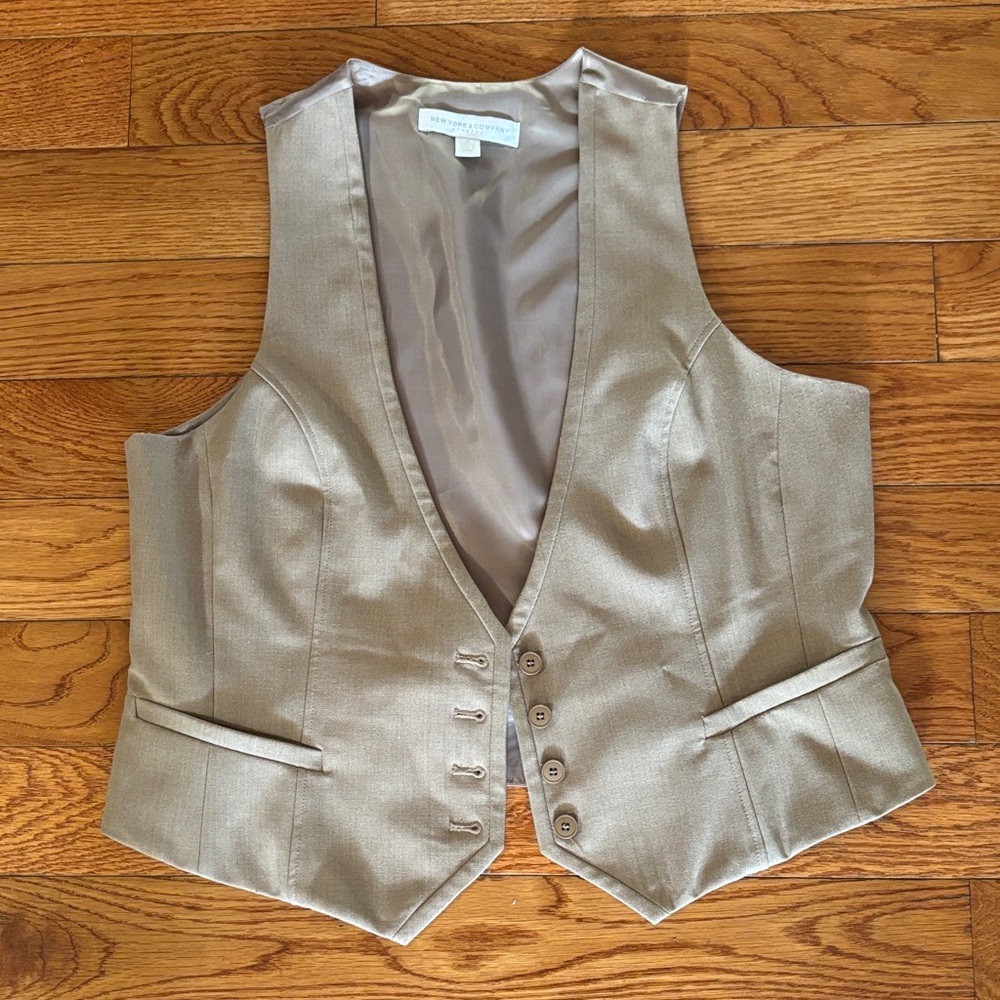 New York & Company Beige Women's Vest